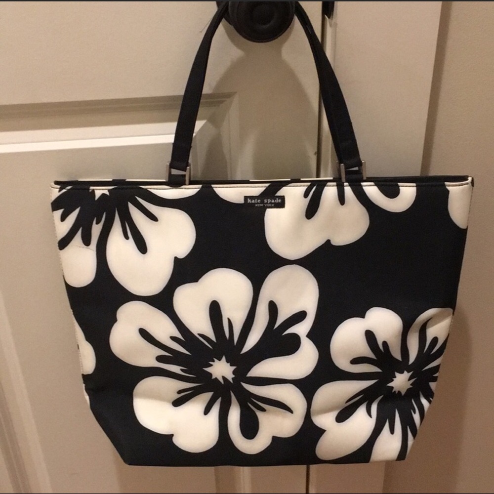 Kate spade ♠️Floral bag 12x5x12